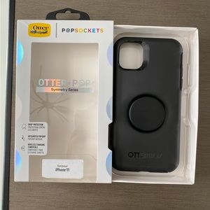 NEVER USED OTTER BOX IPHONE 11 CASE